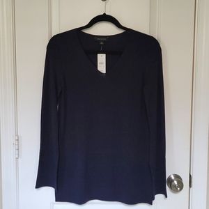 Ann Taylor Navy lightweight sweater top